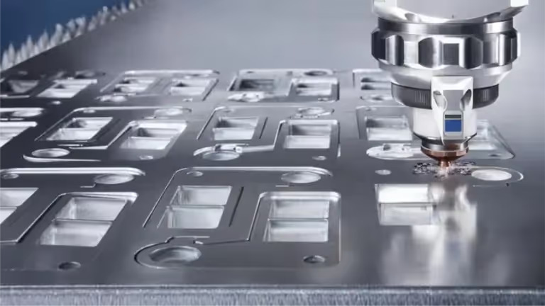 სიბრტყეზე ლაზერული ჭრა, მეტალის ზედაპირზე ლაზერული ჭრა, sibtyeze lazeruli chra, მეტალის ჭრა ლაზერით, მეტალის ლაზერით ჭრა