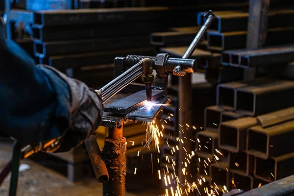 მეტალის ლაზერული ჭრა 13 engineering industry